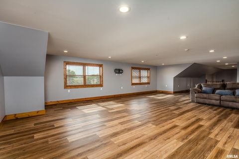 Tiny photo for 1651 Sneed Road, Carbondale, IL 62902 (MLS # EB460352)