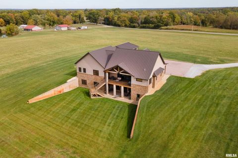 Tiny photo for 1651 Sneed Road, Carbondale, IL 62902 (MLS # EB460352)