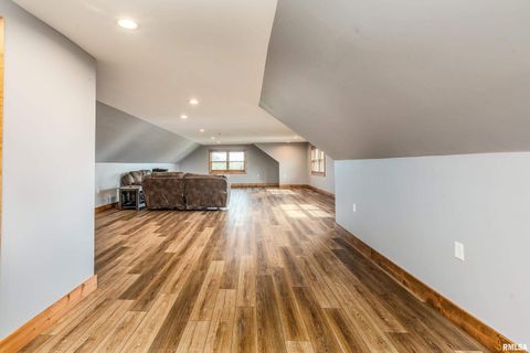 Tiny photo for 1651 Sneed Road, Carbondale, IL 62902 (MLS # EB460352)