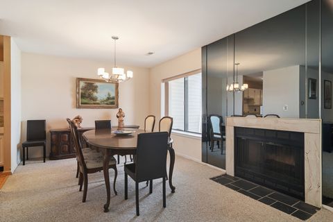 Tiny photo for 3030 Pheasant Creek Drive #405, Northbrook, IL 60062 (MLS # 12576819)