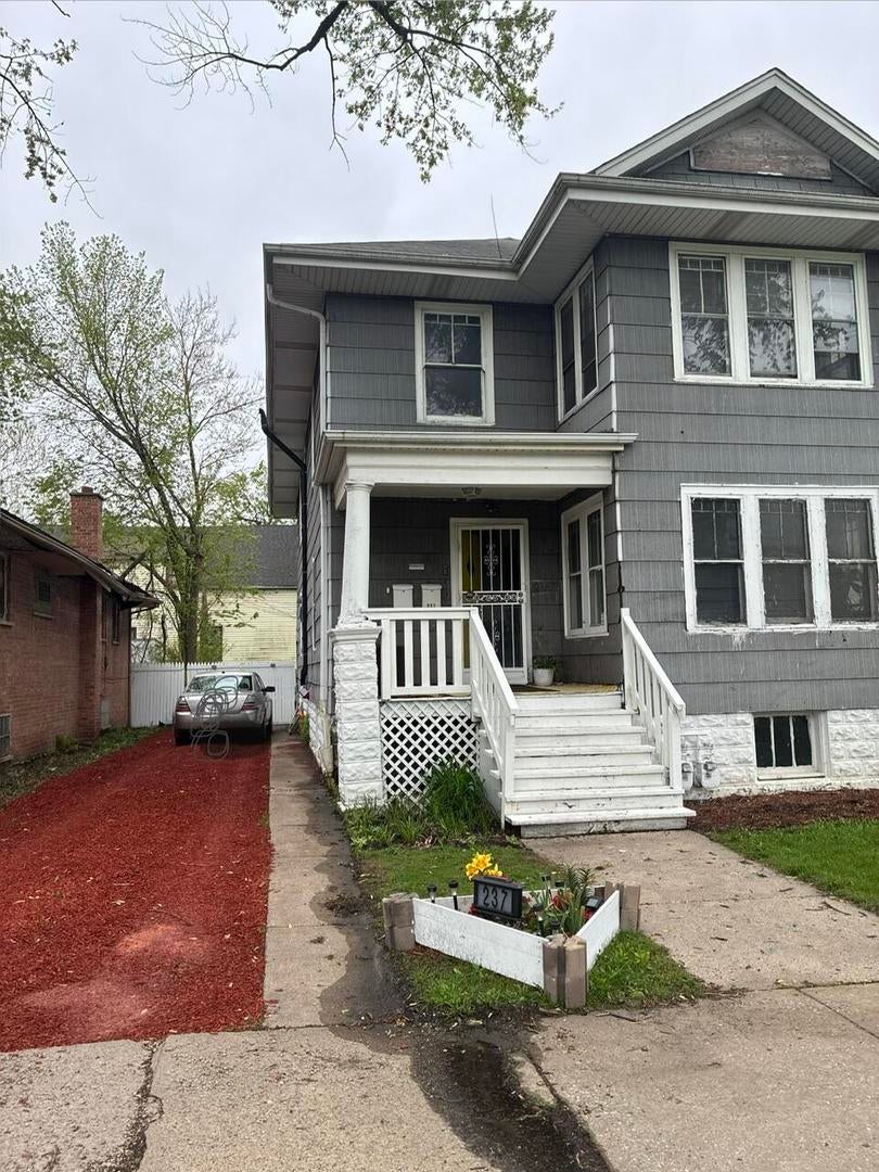 Photo 1 of 28 — 237 W 114th Street, Chicago, IL 60628