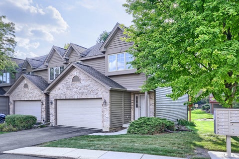 Tiny photo for 516 Silver Aspen Circle, Crystal Lake, IL 60014 (MLS # 12747842)
