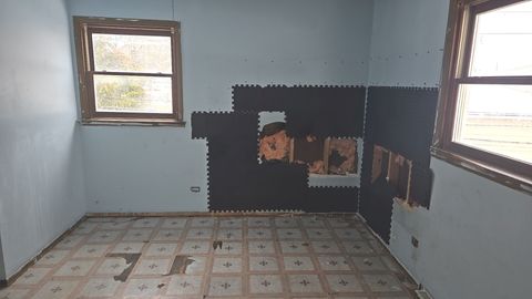 Tiny photo for 15321 Ellis Avenue, South Holland, IL 60473 (MLS # 12552114)