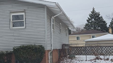 Tiny photo for 15321 Ellis Avenue, South Holland, IL 60473 (MLS # 12552114)