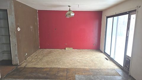 Tiny photo for 15321 Ellis Avenue, South Holland, IL 60473 (MLS # 12552114)