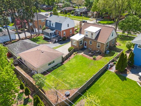 Tiny photo for 919 N President Street, Wheaton, IL 60187 (MLS # 12612138)