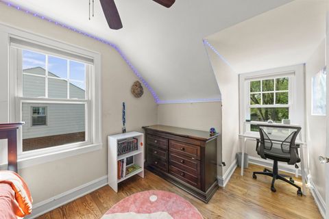 Tiny photo for 919 N President Street, Wheaton, IL 60187 (MLS # 12612138)