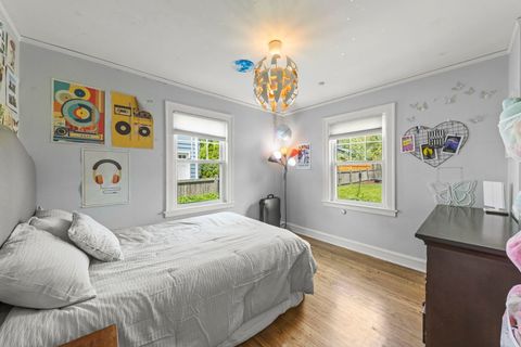 Tiny photo for 919 N President Street, Wheaton, IL 60187 (MLS # 12612138)