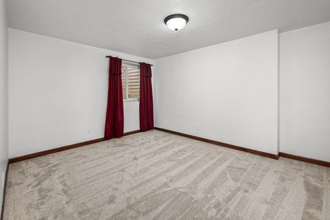 Tiny photo for 1338 W 61st Street, Davenport, IA 52806 (MLS # 12598673)