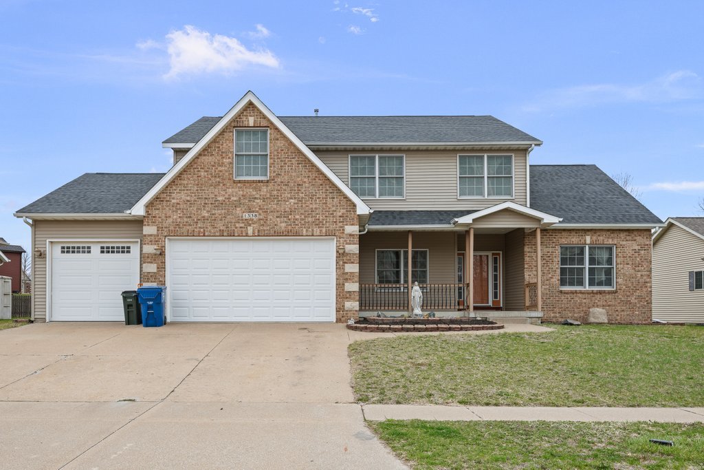1338 W 61st Street