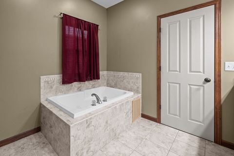 Tiny photo for 1338 W 61st Street, Davenport, IA 52806 (MLS # 12598673)