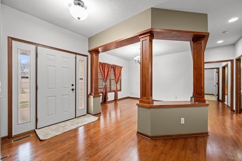 Tiny photo for 1338 W 61st Street, Davenport, IA 52806 (MLS # 12598673)