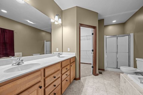 Tiny photo for 1338 W 61st Street, Davenport, IA 52806 (MLS # 12598673)