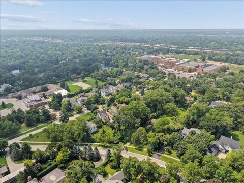 Tiny photo for 1438 N Sheridan Road, Lake Forest, IL 60045 (MLS # 12728435)
