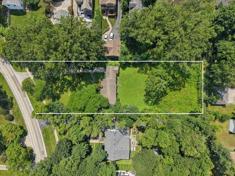 Photo of 1438 N Sheridan Road, Lake Forest, IL 60045 (MLS # 12728435)