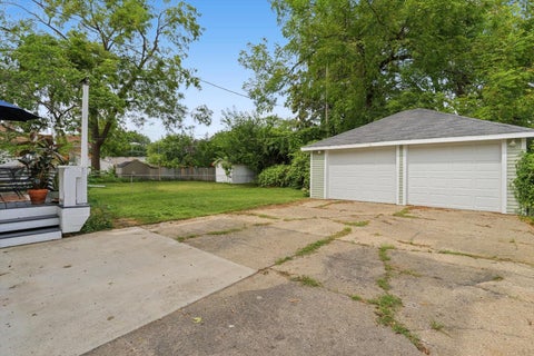 Tiny photo for 1104 W Washington Street, Champaign, IL 61821 (MLS # 12758631)