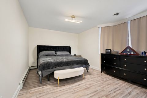 Tiny photo for 5506 N Lincoln Avenue #415, Morton Grove, IL 60053 (MLS # 12523380)