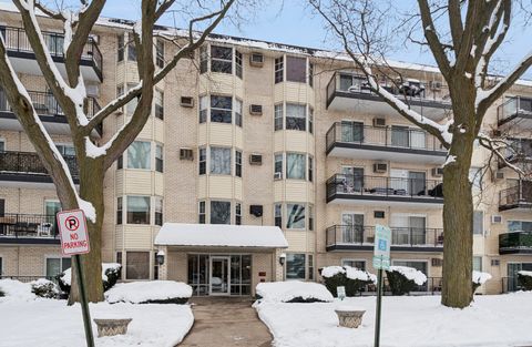 Photo of 5506 N Lincoln Avenue #415, Morton Grove, IL 60053 (MLS # 12523380)
