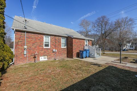 Tiny photo for 335 E Oak Street, Watseka, IL 60970 (MLS # 12566027)