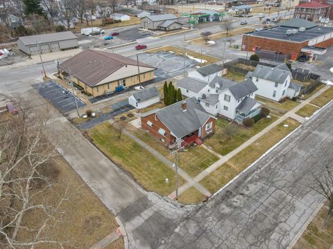 Tiny photo for 335 E Oak Street, Watseka, IL 60970 (MLS # 12566027)