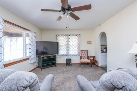 Tiny photo for 335 E Oak Street, Watseka, IL 60970 (MLS # 12566027)