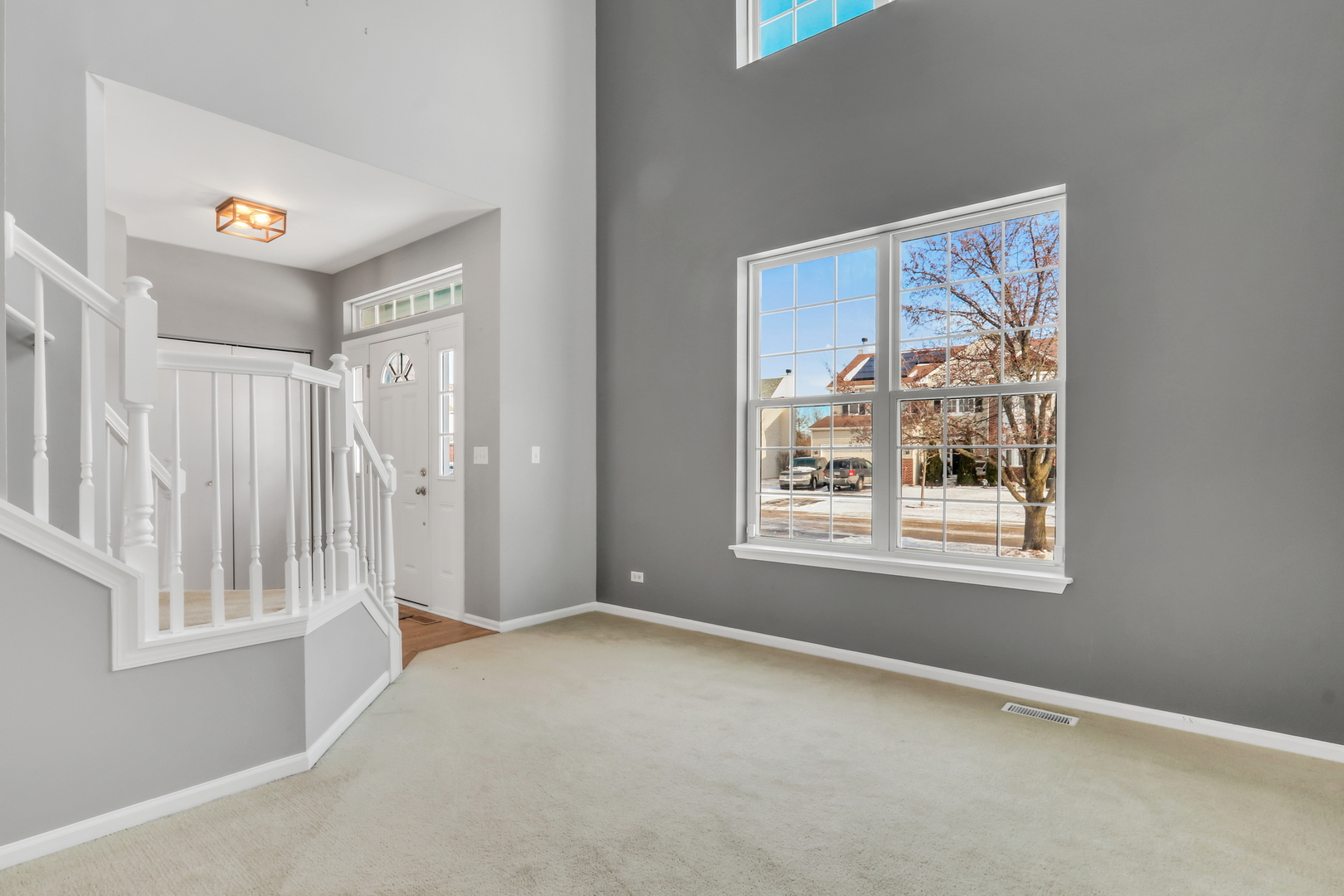 90 N Inverness Court