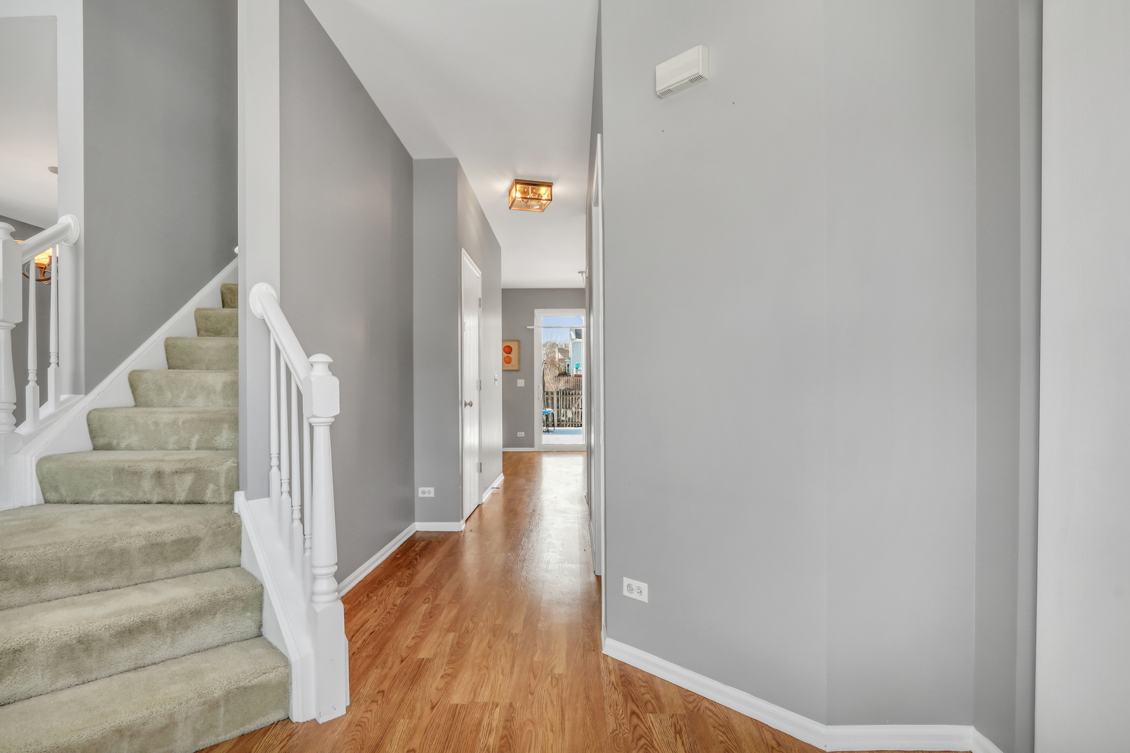 90 N Inverness Court