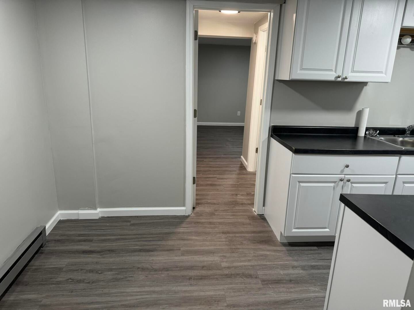 209 E 10TH Street 5
