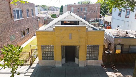 2719 W Pope John Paul II Drive Chicago IL 60632