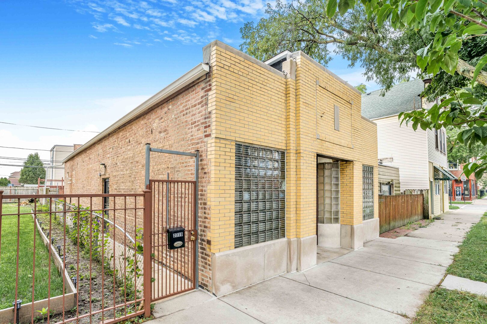 2719 W Pope John Paul II Drive