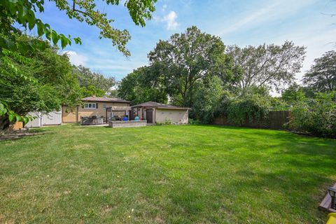 Tiny photo for 1310 S Lombard Avenue, Lombard, IL 60148 (MLS # 12477492)