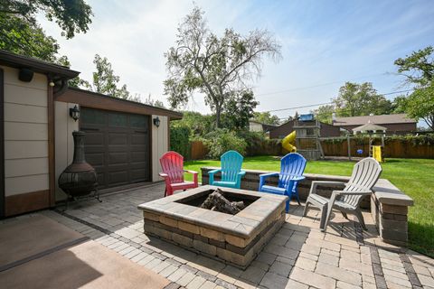 Tiny photo for 1310 S Lombard Avenue, Lombard, IL 60148 (MLS # 12477492)