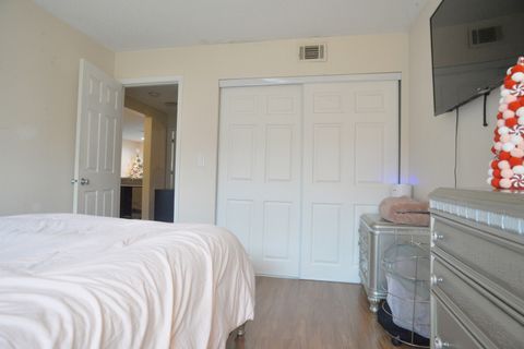 Tiny photo for 1434 Carol Court #1B, Palatine, IL 60074 (MLS # 12530793)