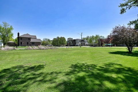 Tiny photo for 1030 W Kenilworth Avenue, Palatine, IL 60067 (MLS # 12700414)