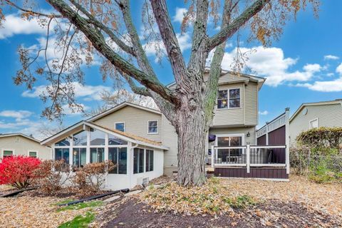 Tiny photo for 3585 TREATY Lane, Hoffman Estates, IL 60192 (MLS # 12520603)