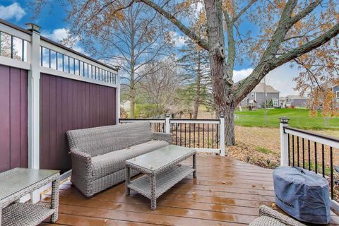 Tiny photo for 3585 TREATY Lane, Hoffman Estates, IL 60192 (MLS # 12520603)