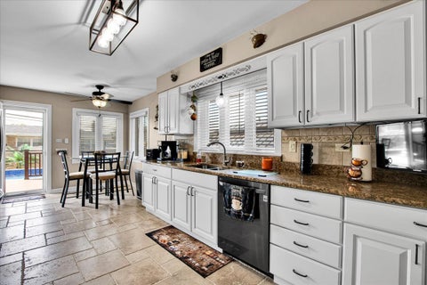 Tiny photo for 8537 W Winona Street, Chicago, IL 60656 (MLS # 12660831)