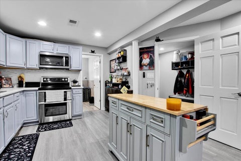 Tiny photo for 8537 W Winona Street, Chicago, IL 60656 (MLS # 12660831)