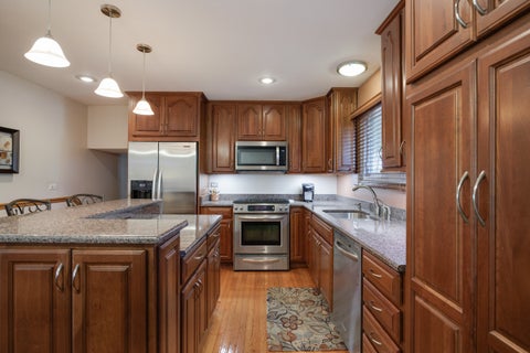 Tiny photo for 1477 William Clifford Lane, Elk Grove Village, IL 60007 (MLS # 12672484)
