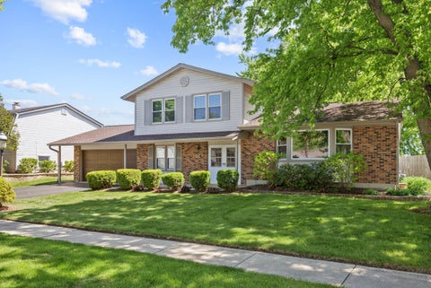 Tiny photo for 1477 William Clifford Lane, Elk Grove Village, IL 60007 (MLS # 12672484)