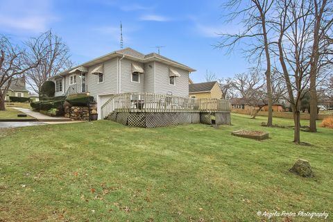 Tiny photo for Woodstock, IL 60098 (MLS # 12540972)