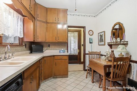 Tiny photo for Woodstock, IL 60098 (MLS # 12540972)