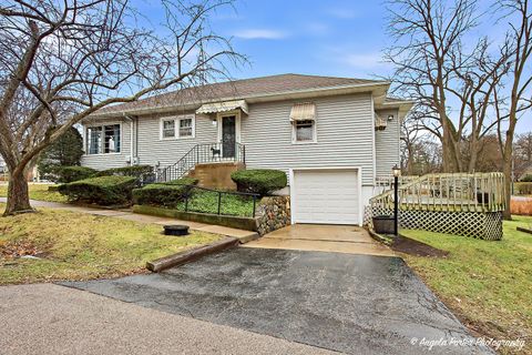 Tiny photo for Woodstock, IL 60098 (MLS # 12540972)