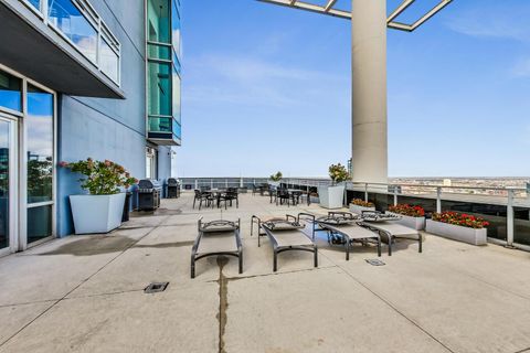 Tiny photo for 737 W Washington Boulevard #3110, Chicago, IL 60661 (MLS # 12536761)