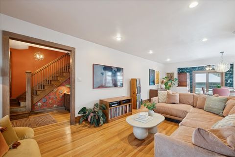 Tiny photo for 620 S Grove Avenue, Oak Park, IL 60304 (MLS # 12526157)