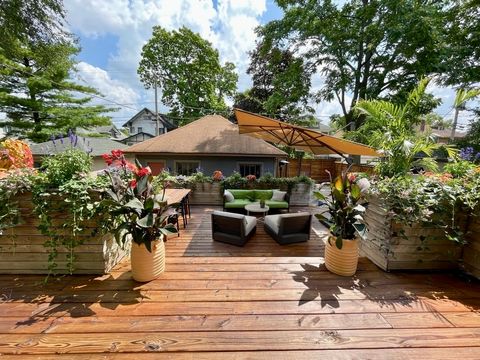 Tiny photo for 620 S Grove Avenue, Oak Park, IL 60304 (MLS # 12526157)