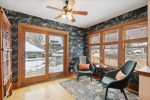 Tiny photo for 620 S Grove Avenue, Oak Park, IL 60304 (MLS # 12526157)