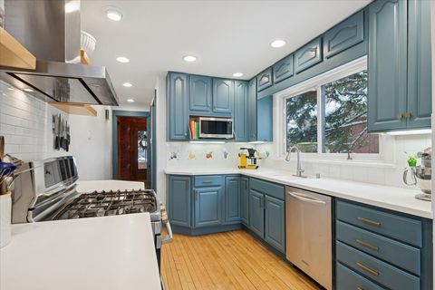 Tiny photo for 620 S Grove Avenue, Oak Park, IL 60304 (MLS # 12526157)