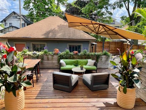 Tiny photo for 620 S Grove Avenue, Oak Park, IL 60304 (MLS # 12526157)