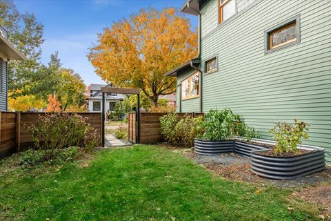 Tiny photo for 620 S Grove Avenue, Oak Park, IL 60304 (MLS # 12526157)